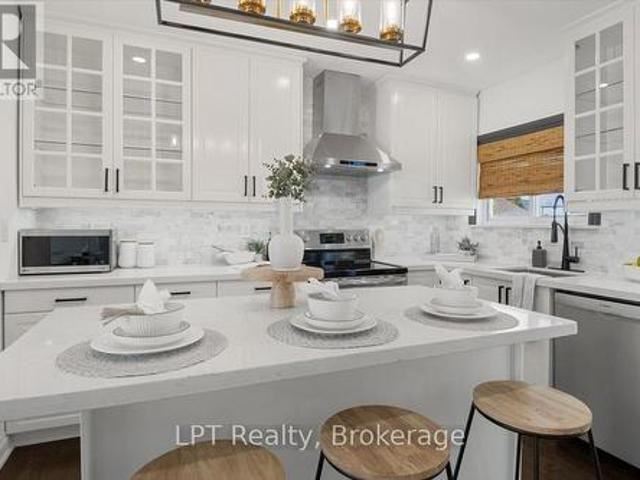 House for sale in Burlington, Ontario