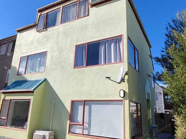 House for rent in Otakou