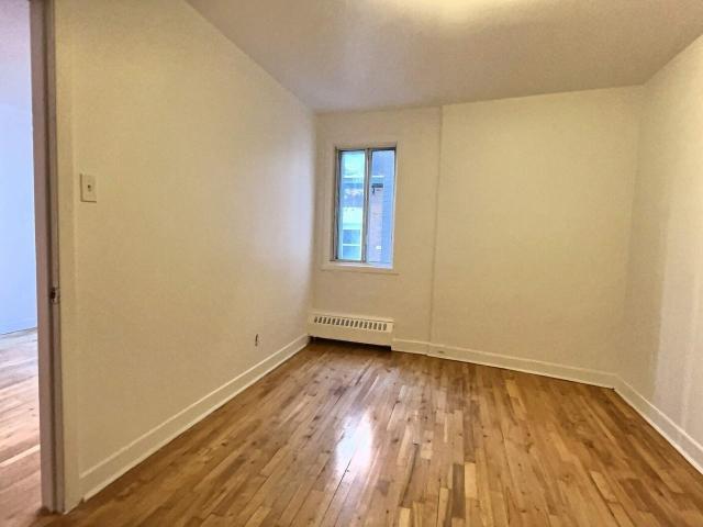 Apartment for rent in St. Leonard's, Quebec