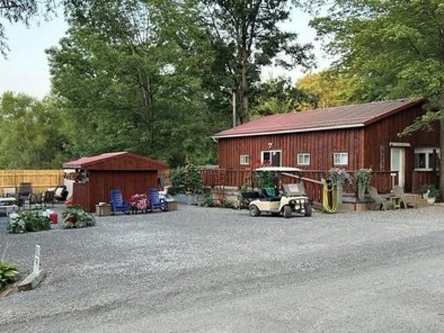 House for sale in Andover, Ohio