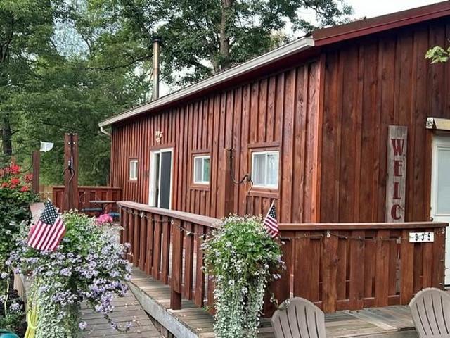 House for sale in Andover, Ohio