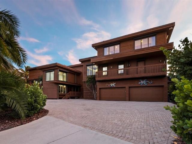 House for sale in Longboat Key, Florida
