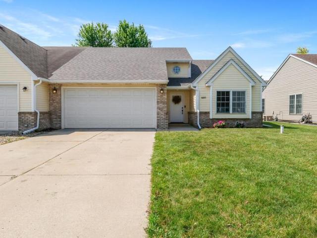 Duplex for sale in Lowell