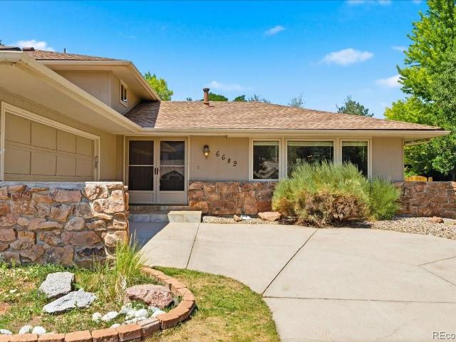 House for sale in Arapahoe, Colorado
