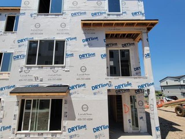 Townhouse for sale in Cache, Utah