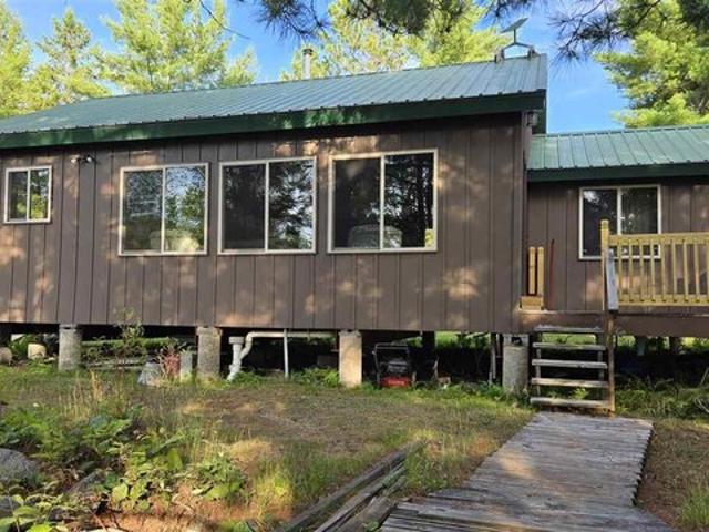 House for sale in Crane Lake, Minnesota
