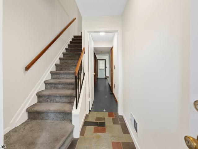 Townhouse for sale in Roselle, New Jersey