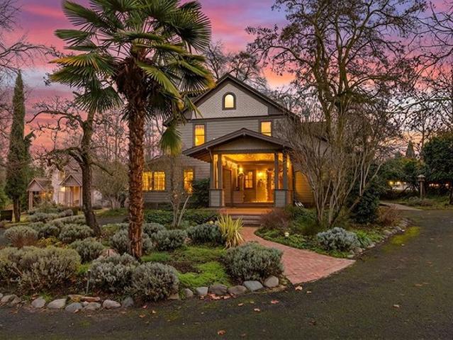 House for sale in Oregonia