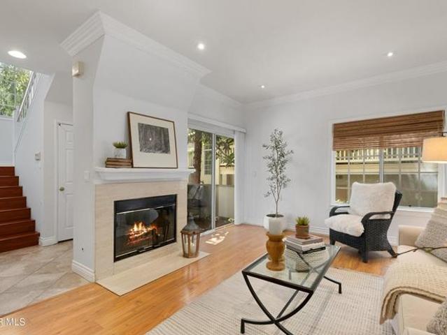 Condo for sale in Agoura Hills, California