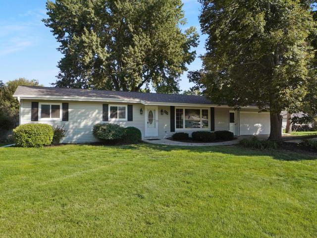 House for sale in Oconomowoc, Wisconsin
