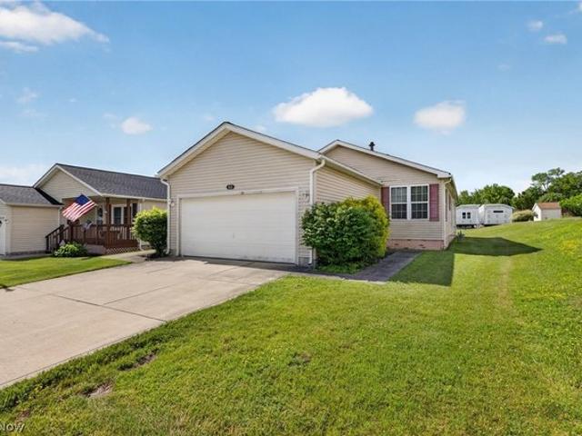 House for sale in Chardon, Ohio