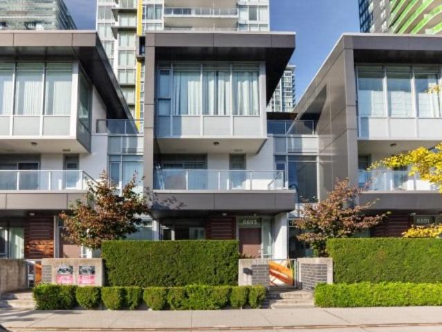 Townhouse for sale in Metrotown, Burnaby