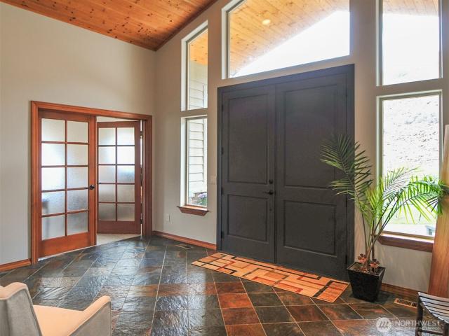 House for sale in Rock Island, Washington