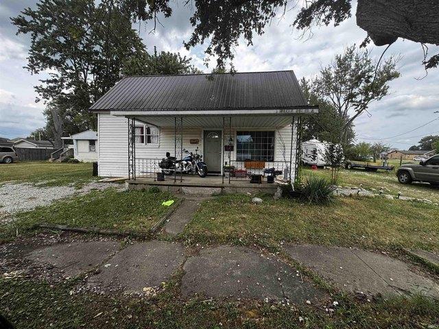House for sale in Linton, Indiana