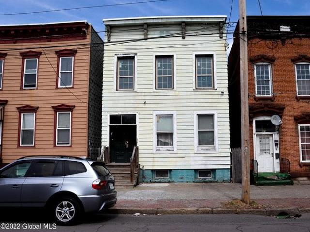 House for sale in Albany, New York