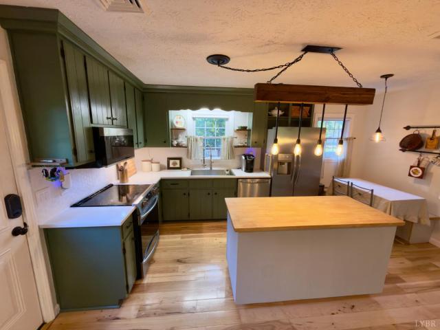 House for sale in Concord, Campbell County