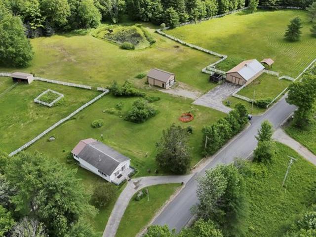 House for sale in Brant Lake, New York