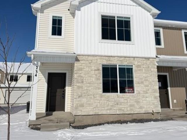 Townhouse for sale in Cache, Utah