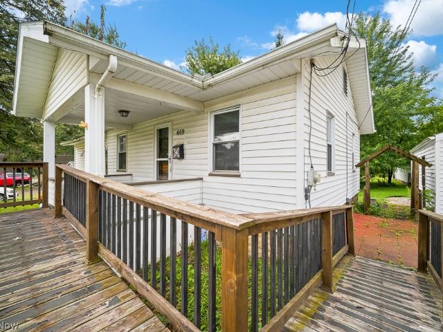 House for sale in West Brookfield, Massillon