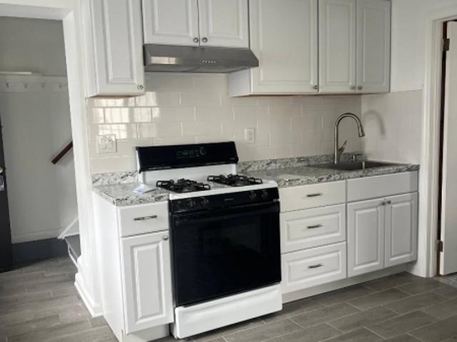 Commercial for sale in Clifton