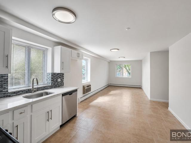 Condo for rent in Queens, Arverne