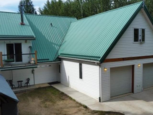 House for sale in Alberta
