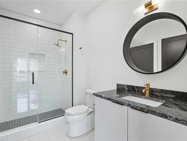 Townhouse for sale in Oakmont, Pennsylvania