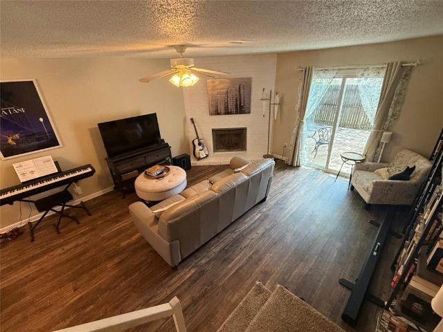 Townhouse for sale in Euless