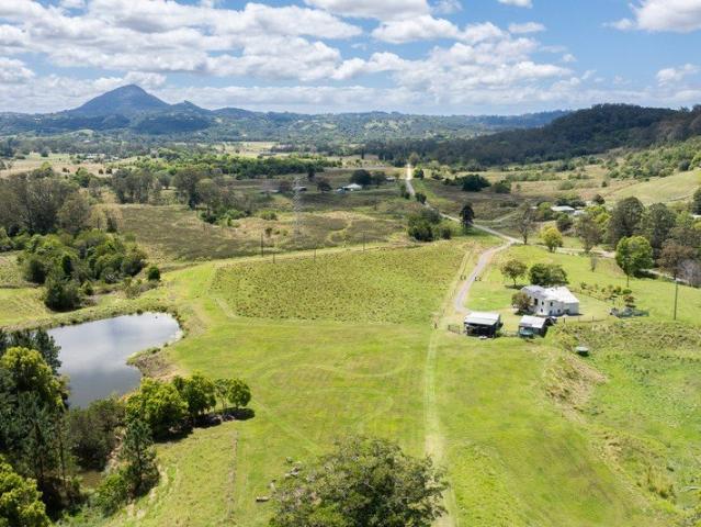 House for sale in Eerwah Vale, Sunshine Coast Regional