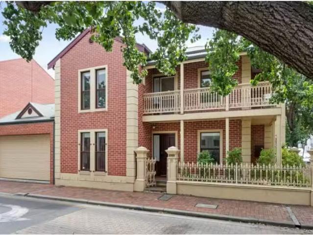Condo for rent in Horseshoe Creek, South Australia