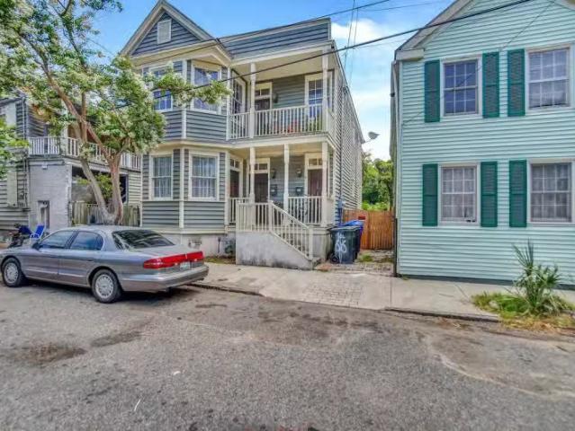 House for rent in Charleston