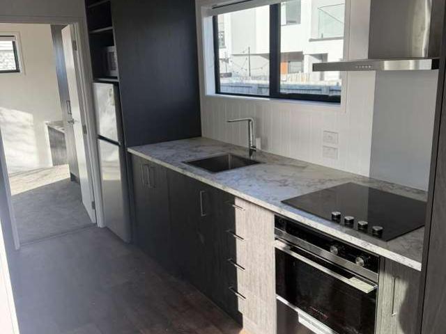 House for rent in Addington, Canterbury