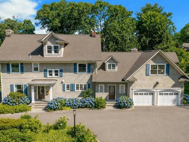 House for sale in Mountain Lakes, New Jersey