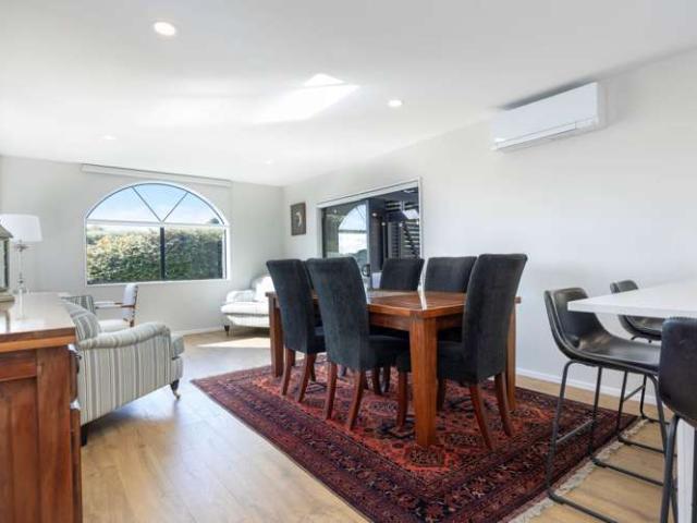 House for sale in Whangaparaoa