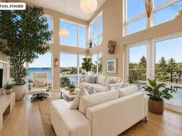 House for sale in Kingsburg, Nova Scotia