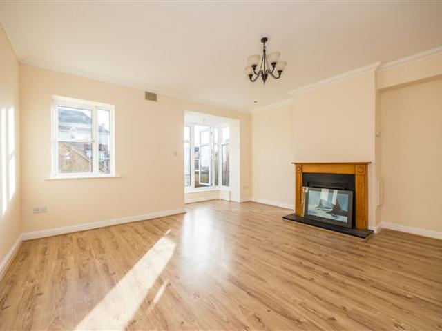 Apartment for sale in Bluebell, North Tipperary