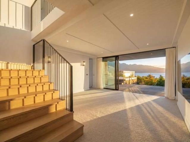 House for sale in Otakou