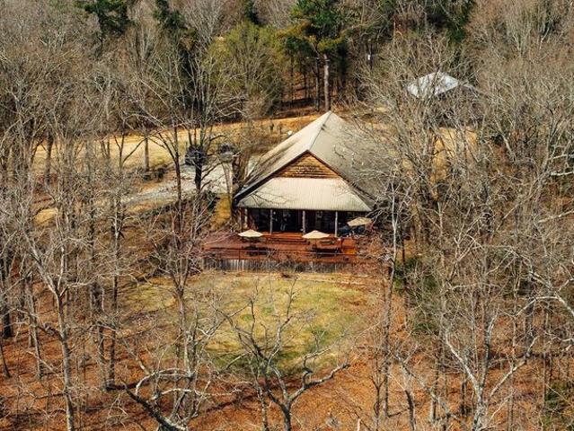 House for sale in Como, Mississippi