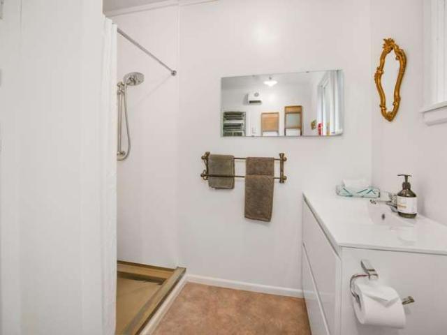 House for sale in Otakou