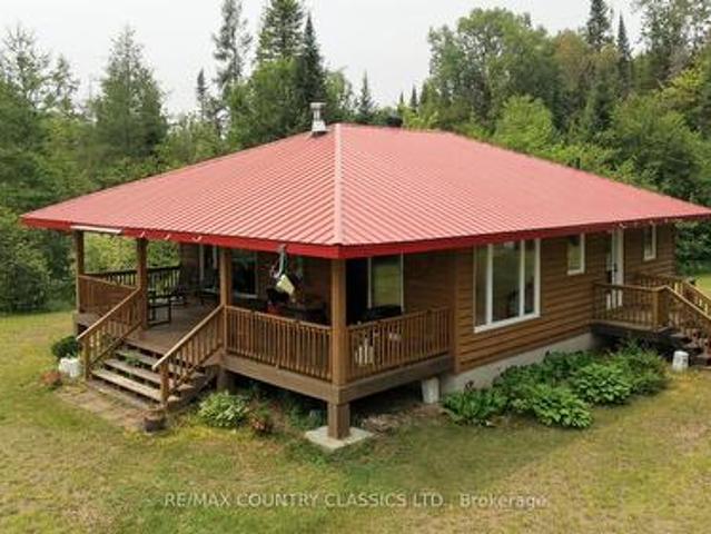 House for sale in Renfrew, Ontario