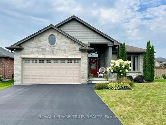 House for sale in Simcoe, Southwestern Ontario