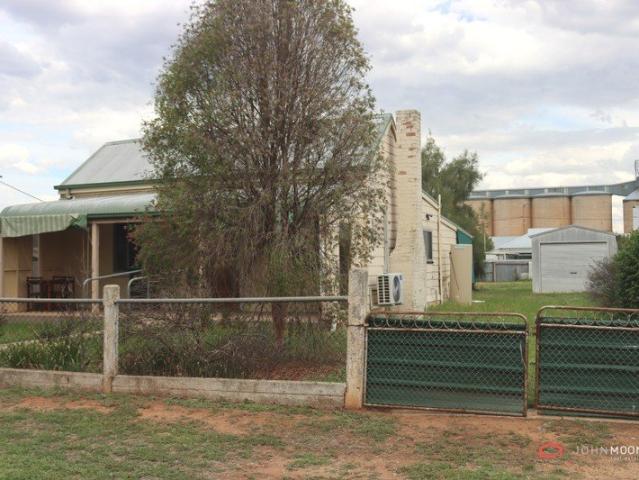 House for rent in Lockhart, New South Wales