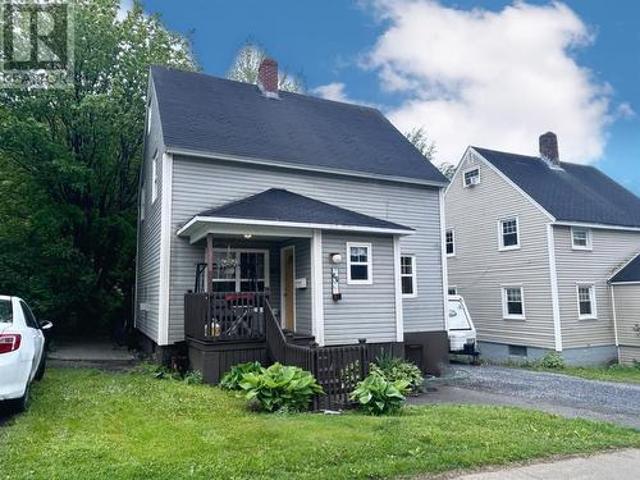 House for sale in Corner Brook, Newfoundland And Labrador