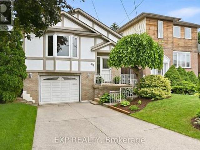House for sale in Ancaster, Ontario
