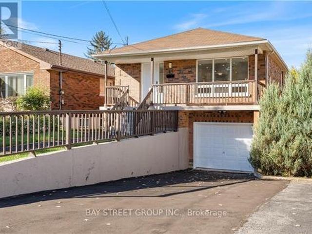 House for sale in Ancaster, Ontario