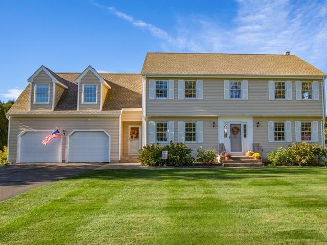 House for sale in South Windsor, Connecticut