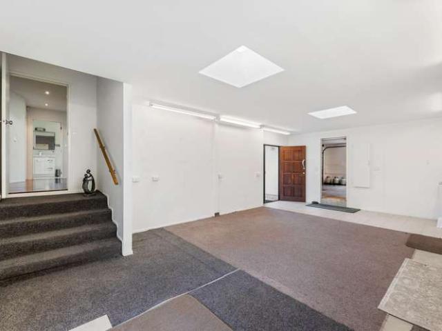 House for sale in Paremoremo