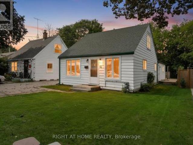 House for sale in Georgina, Ontario