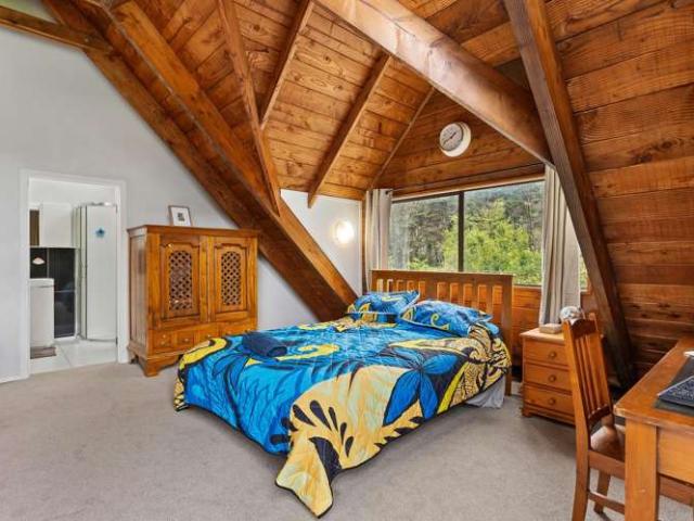 Property for sale in Awhitu