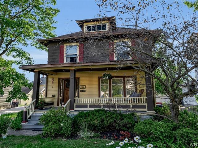 House for sale in Bowmansville, New York
